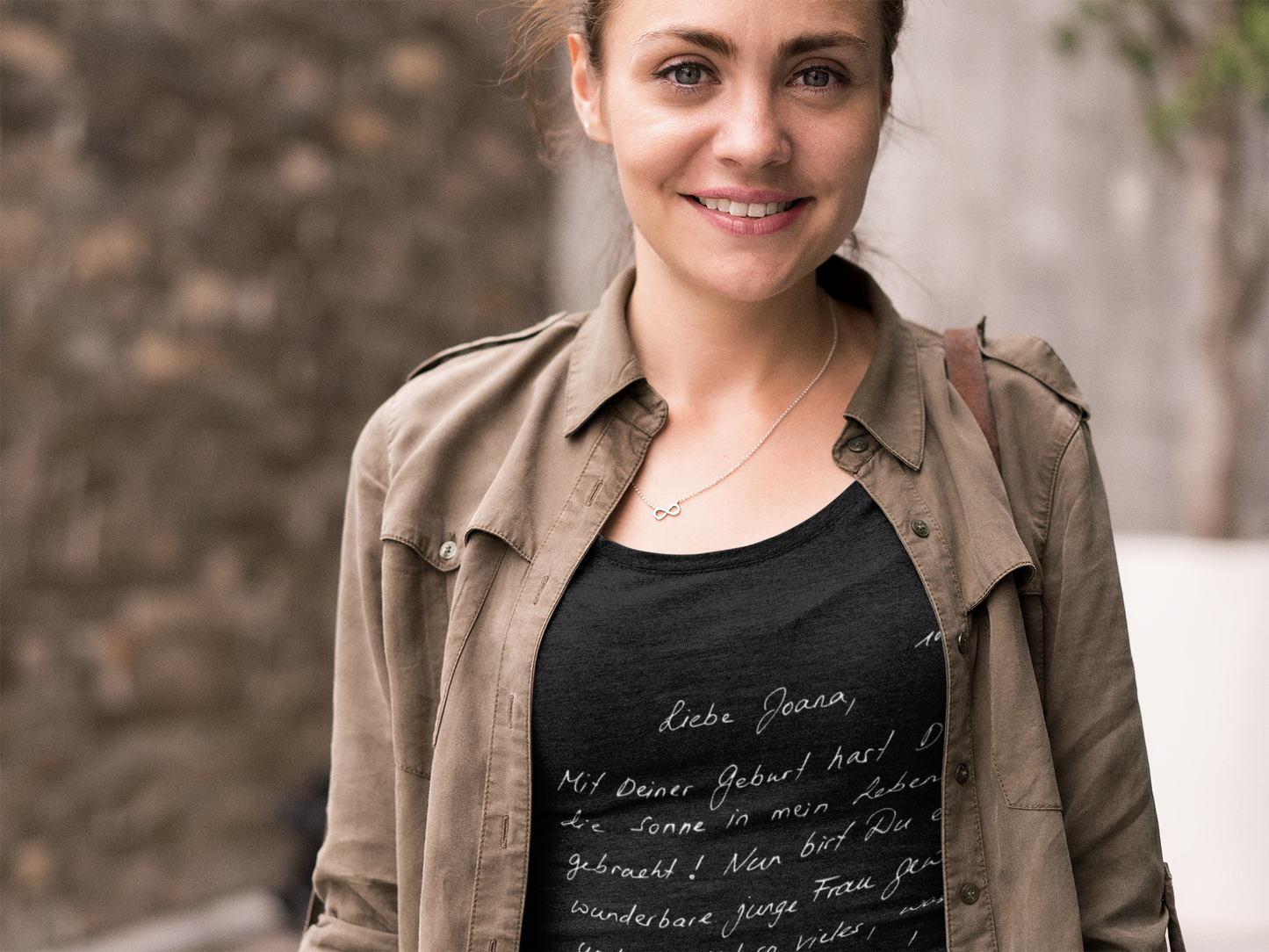Damen T-Shirt mit Kinderzeichnung, Text oder Design