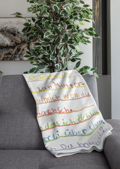 Kuscheldecke mit Kinderzeichnung, Text oder Design